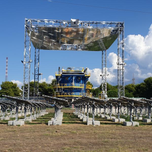 Concentrated Solar Thermal - STEM® CST
