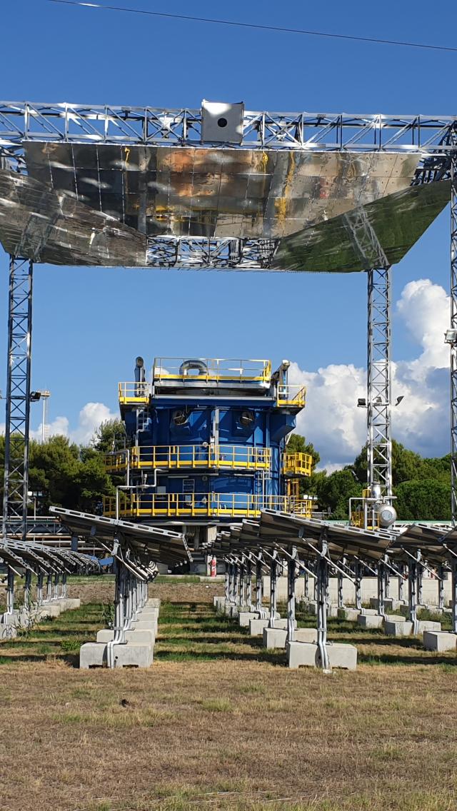 HELIOSTAT & A.I. CONTROL SYSTEM